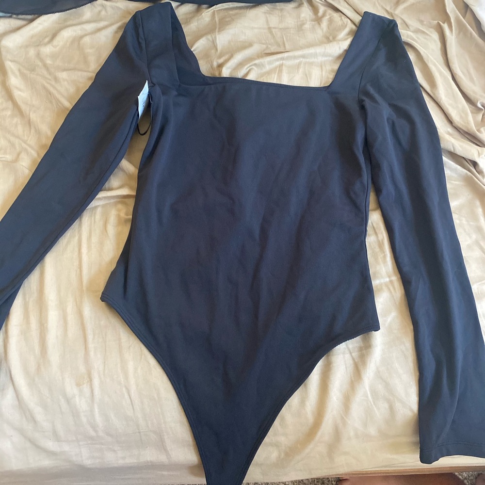 Aritzia Babaton bodysuit medium